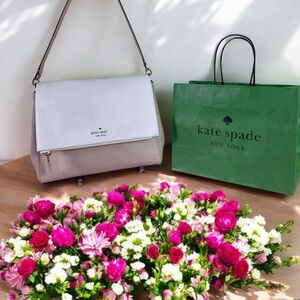 NWOT Kate Spade White and Tan Women's Shoulder Bag